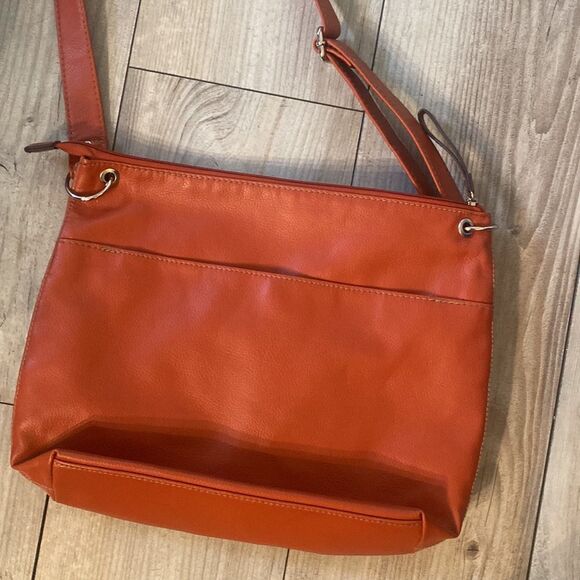 Leather Relic Large Tote Purse - Picture 5 of 8